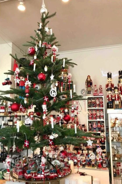 Елка "Нобилис"